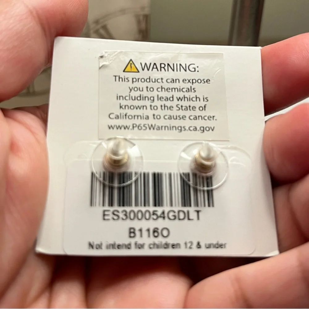 Smiley Face stud Earrings - Picture 2 of 4